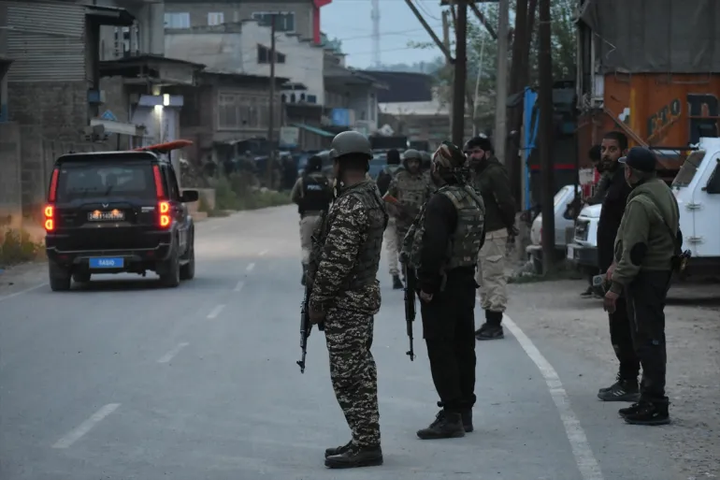 Tổng thư ký Liên hợp quốc António Guterres đã lên án cuộc tấn công vào sáng ngày 7/5 ở Kashmir, đồng thời kêu gọi Ấn Độ và Pakistan “tránh cuộc đối đầu quân sự có thể vượt khỏi tầm kiểm soát”. (Ảnh: Faisal Khan/Anadolu)