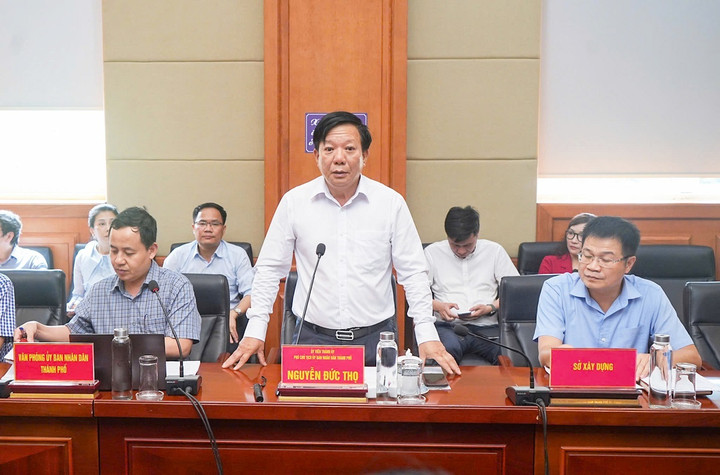 Phó Chủ tịch UBND thành phố Nguyễn Đức Thọ phát biểu tại cuộc làm việc.