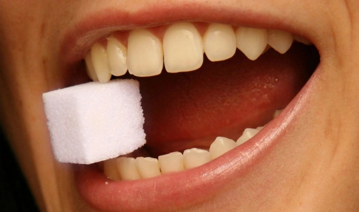 Ăn nhiều đồ ngọt, gan "ngập mỡ" không hay biết