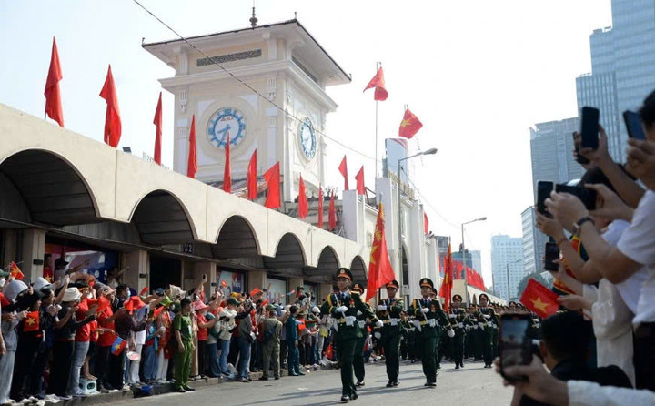 TP.HCM đã tổ chức các hoạt động Kỷ niệm 50 năm Ngày Giải phóng miền Nam, thống nhất đất nước (30/4/1975 - 30/4/2025) bảo đảm tiến độ, chất lượng, an toàn.