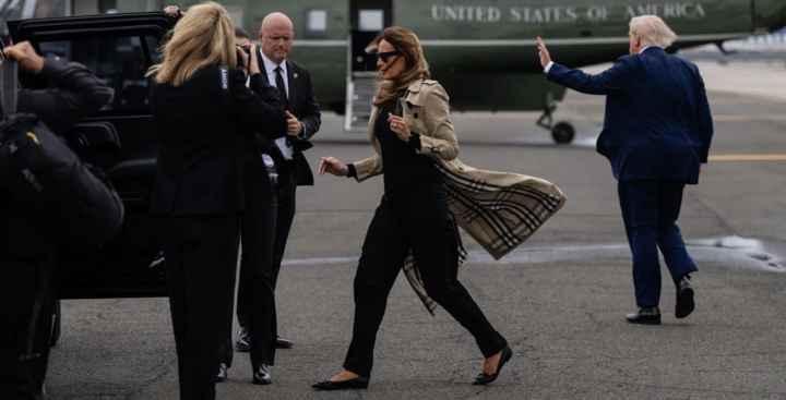 Hai vợ chồng ông Trump đi hai hướng khác nhau sau khi dự tang lễ Giáo hoàng Francis (Ảnh: NY Times)