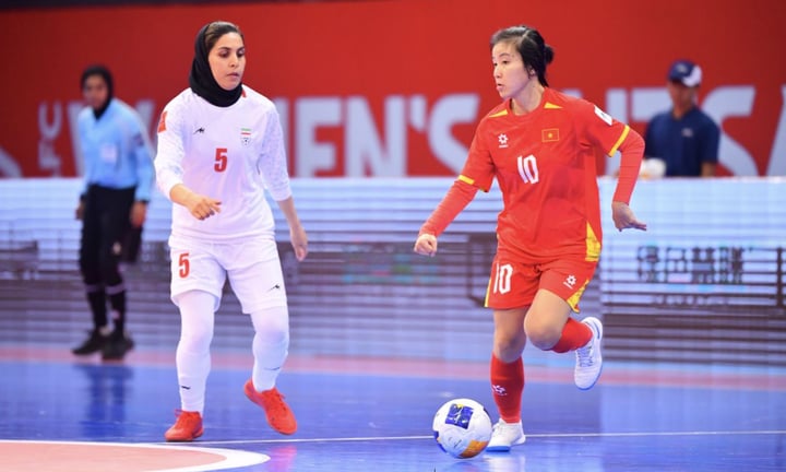 Đội tuyển Việt Nam hòa Iran.