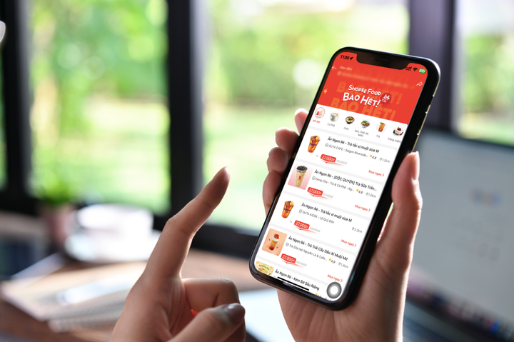 Sau 3 ngày ra mắt, "Ăn ngon rẻ, ShopeeFood bao" ghi nhận mức tăng trưởng trong lượt sử dụng lên đến 200% mỗi ngày, người dùng đặt món nhiều nhất khung 11h và 17h với các món như cơm, bún và mì.