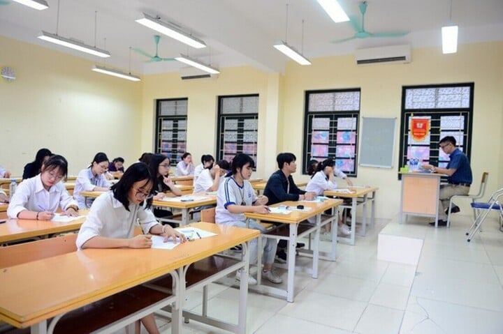 Có cần đổi tên trường sau khi bỏ cấp huyện, sáp nhập tỉnh? (Ảnh minh hoạ)