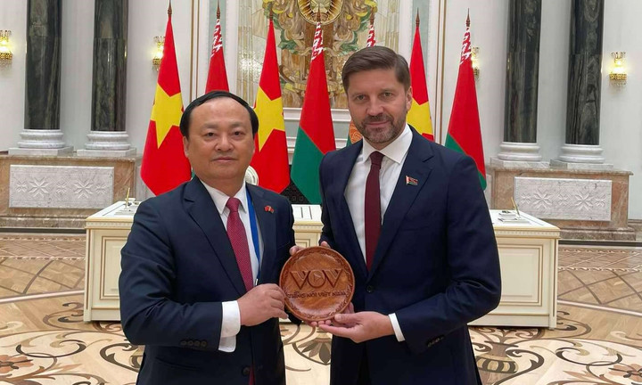 Trong khuôn khổ thỏa thuận hợp tác này, hai Đài sẽ tăng cường trao đổi chương trình phát thanh, nội dung số