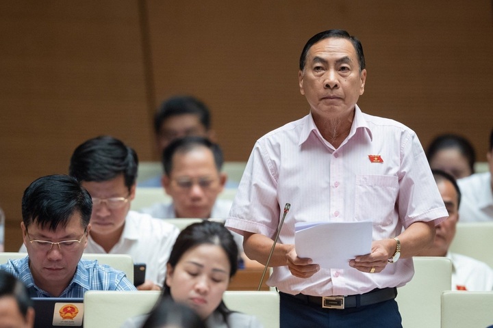 Đại biểu Phạm Văn Hoà. (Ảnh: Media Quốc hội).