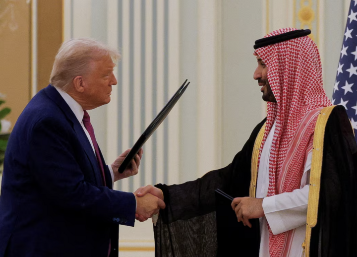 Tổng thống Mỹ Donald Trump gặp gỡ Thái tử Ả Rập Xê-út Mohammed bin Salman. (Ảnh: Reuters)
