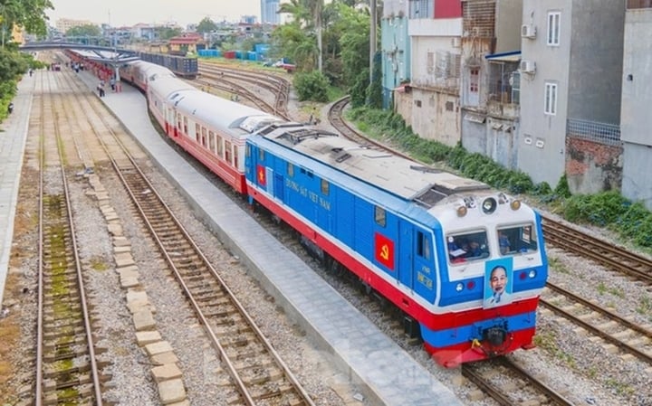 Các ban quản lý dự án đang được Bộ Xây dựng giao nghiên cứu xây dựng thêm 6 tuyến đường sắt quốc gia giai đoạn 2025 - 2027. Ảnh: Lộc Liên.