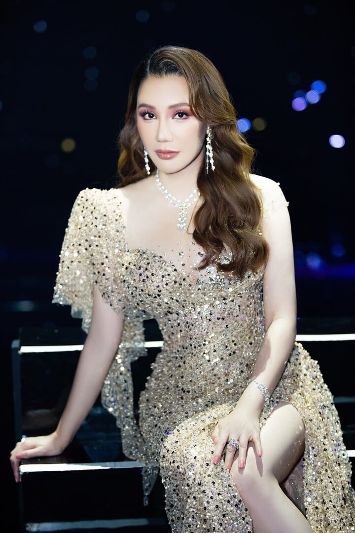 Ca sĩ Hồ Quỳnh Hương. Ảnh: FBNV
