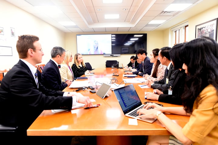 Đại diện Bộ Tài chính Việt Nam và đại diện Bộ Bộ Tài chính Mỹ đã trao đổi về Hiệp định tránh đánh thuế hai lần.