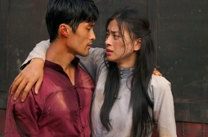 Ngô Thanh Vân và Johnny Trí Nguyễn trong phim "Dòng máu anh hùng".