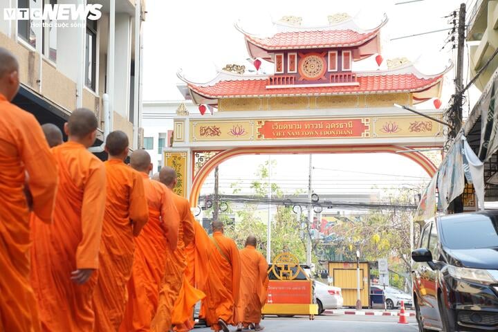 Cộng đồng người Việt tại Thái Lan sẽ tiếp tục đóng góp tích cực vào việc thúc đẩy mối quan hệ này, vì lợi ích chung của hai quốc gia và nhân dân hai nước.