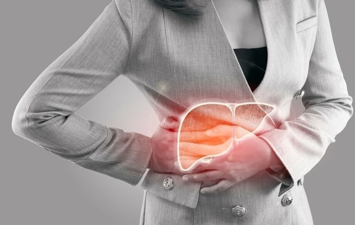 Gan nhiễm mỡ tưởng lành tính nhưng có thể tiến triển âm thầm thành ung thư gan. (Ảnh minh hoạ)