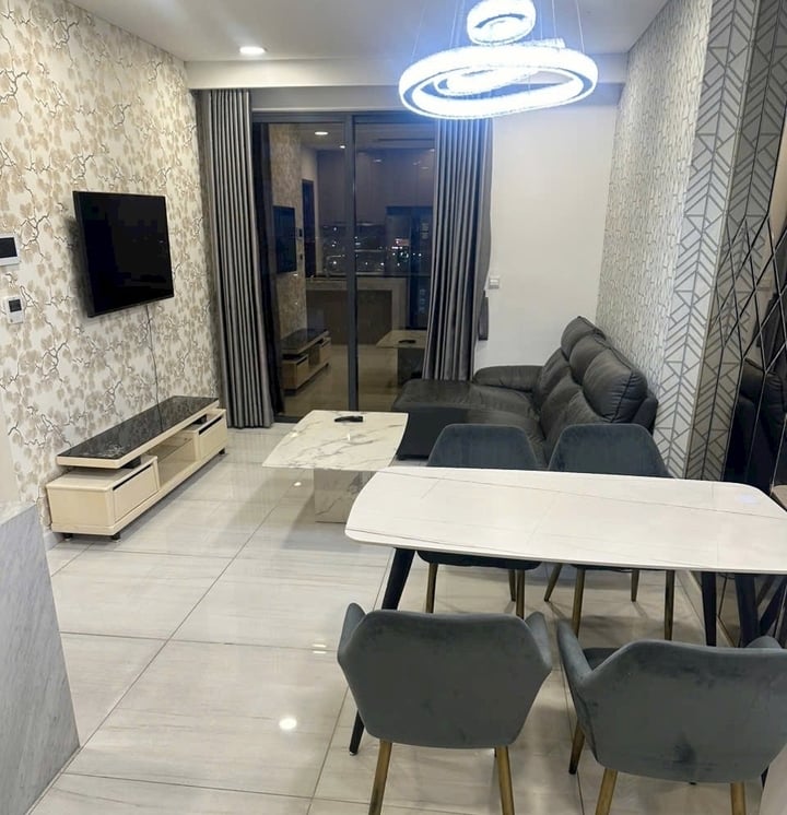 Những căn hộ cũ có giá dưới 2 tỷ đồng thường có diện tích khiêm tốn. (Ảnh: Đại Việt)