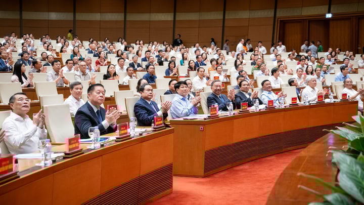 Tổng Bí thư Tô Lâm cùng các đại biểu dự hội nghị tại điểm cầu Diên Hồng, Nhà Quốc Hội. (Ảnh: Phạm Thắng)