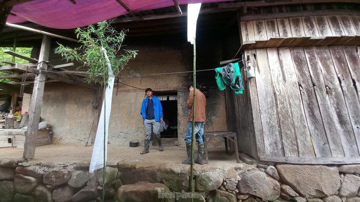 Căn nhà của nạn nhân Tẩn Sử Mẩy và con trai Phàn Láo Lở thiệt mạng trong vụ sạt lở công trường thủy điện tại Lai Châu.