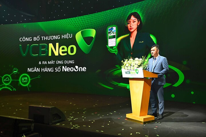 Ông Nguyễn Anh Tuấn - Tổng Giám đốc VCBNeo - phát biểu tại sự kiện.