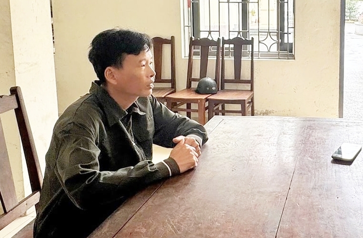 Phạt 35 triệu đồng người đàn ông hành hung nhân viên y tế ở Phú Thọ