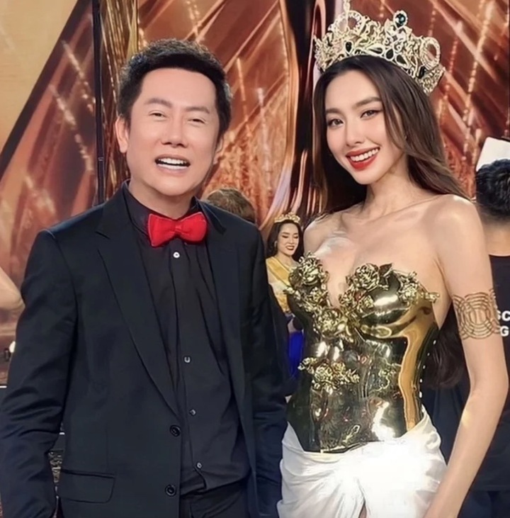 Thuỳ Tiên xin lỗi Chủ tịch Miss Grand International vì hành động xoá danh hiệu.