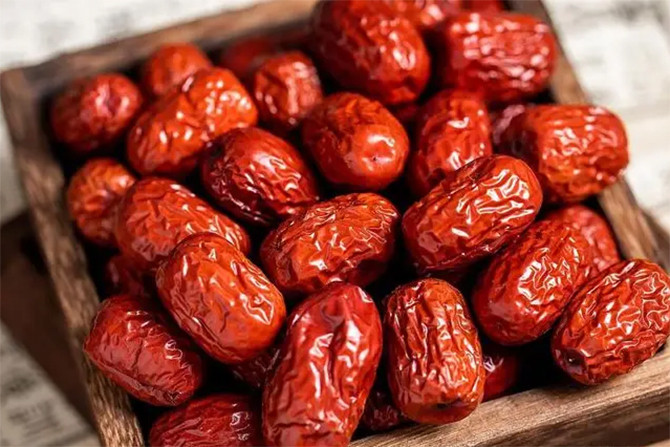 Táo đỏ giàu dinh dưỡng, rất tốt cho sức khỏe. (Ảnh: Sohu)