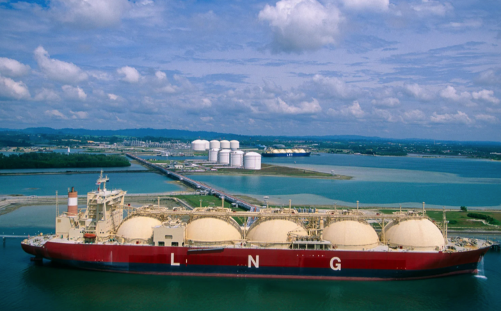 LNG កំពុងត្រូវបានដាក់ជាប្រភពថាមពលផ្លាស់ប្តូរដ៏សំខាន់។