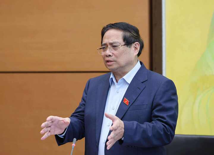 Thủ tướng phát biểu tại thảo luận tổ sáng 23/5.