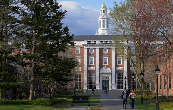Khuôn viên Trường Kinh doanh Đại học Harvard tại Cambridge, bang Massachusetts. (Ảnh: Reuters)