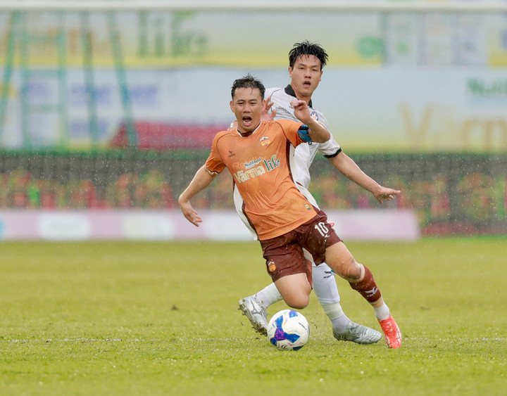 Minh Vương thi đấu nổi bật.