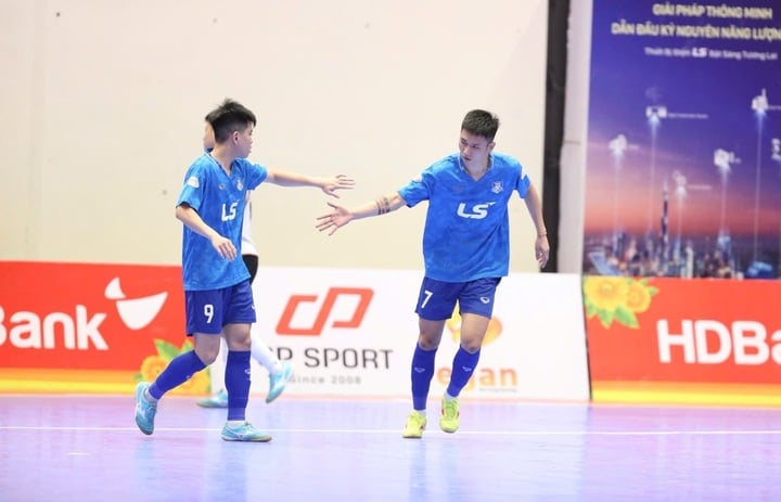 Thái Sơn Bắc thắng đậm Hà Nội.