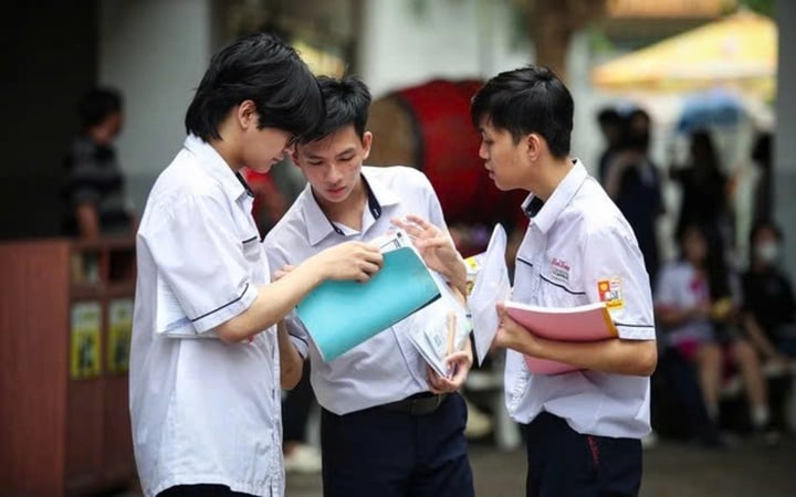 Có nhiều bạn trẻ đang đối mặt với nguy cơ thất nghiệp. (Ảnh minh hoạ)