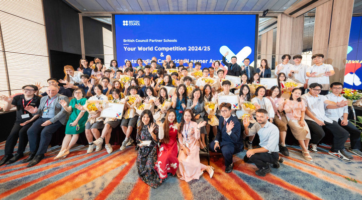 Your World không chỉ là cuộc thi – đó còn là nơi học sinh Việt Nam được mở rộng góc nhìn, học hỏi bạn bè quốc tế và cùng nhau kiến tạo một tương lai bền vững hơn.