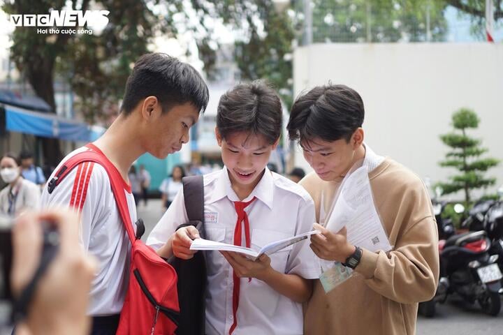 បេក្ខជនប្រឡងចូលវិទ្យាល័យ Gifted.