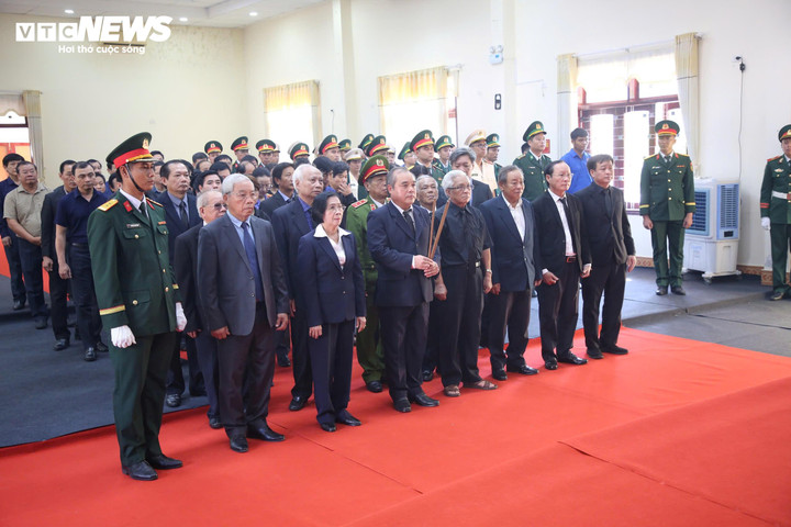 Lễ Quốc tang nguyên Chủ tịch nước Trần Đức Lương - 9