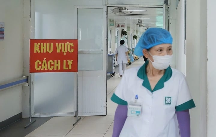 Khu vực cách ly điều trị bệnh truyền nhiễm tại Bệnh viện Thanh Nhàn. (Ảnh: Hương Giang)