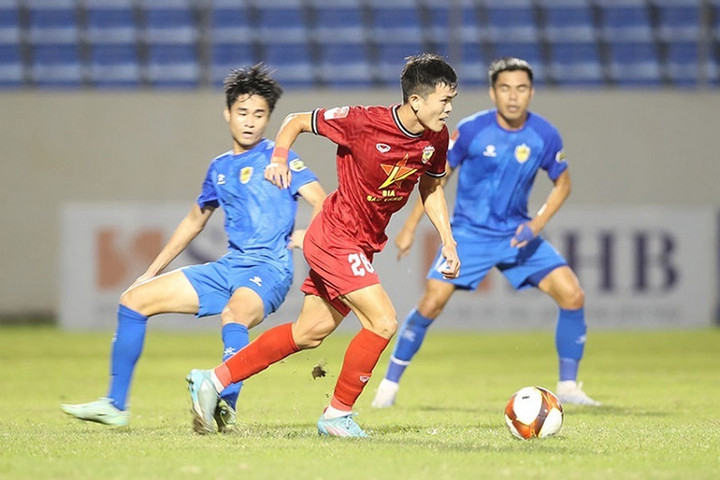 Quảng Nam chạm trán Hà Tĩnh tại V-League