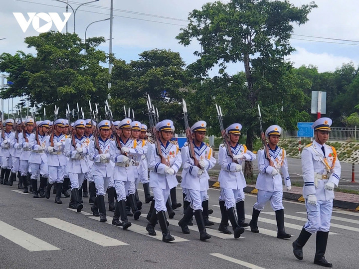 Lễ an táng nguyên Chủ tịch nước Trần Đức Lương tại Quảng Ngãi - 20