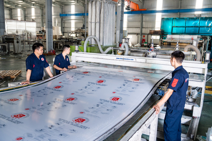 Tấm lợp SL Polycarbonate ứng dụng tại dự án công cộng.