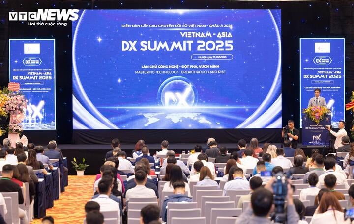Вьетнамский форум - ASIA DX Summit 2025 - важное мероприятие, объединяющее предприятия, правительства, а также отечественные и международные технологические организации для сотрудничества.