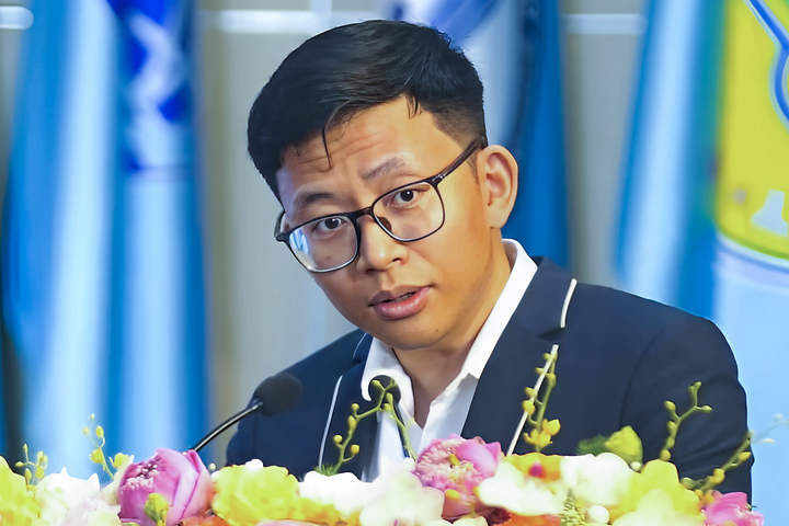 TS Cấn Trần Thành Trung, thủ khoa Đại học Duke, tiến sĩ Viện Công nghệ California (Mỹ) về nước giảng dạy và nghiên cứu. (Ảnh: VNU)