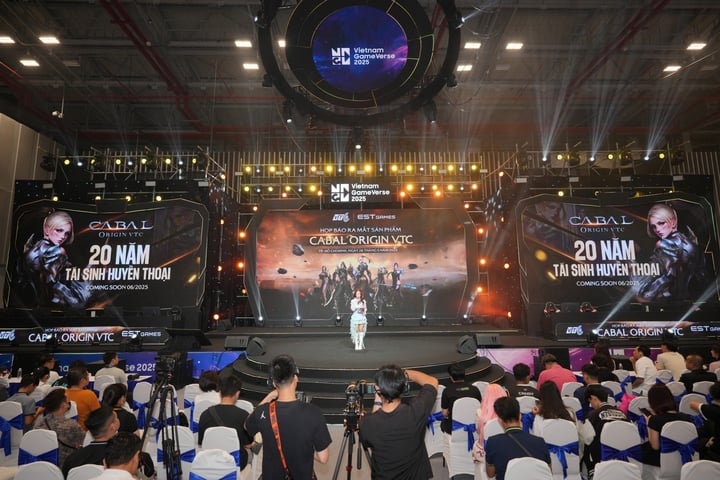 Họp báo ra mắt sản phẩm Cabal Origin VTC tại Vietnam Gameverse 2025. (Ảnh: VTC Mobile)