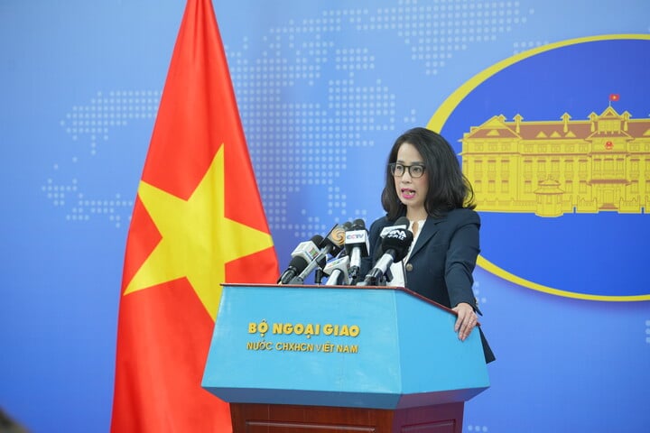 Người Phát ngôn Bộ Ngoại giao Phạm Thu Hằng.