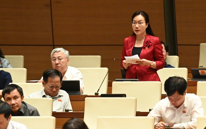 Với kết quả 461/463 đại biểu tham gia biểu quyết tán thành, chiếm 96,44% thông qua Nghị quyết thí điểm cơ chế, chính sách đặc thù phát triển nhà ở xã hội.