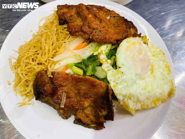 TP.HCM có rất nhiều quán cơm tấm ngon và nổi tiếng. (Ảnh: Đại Việt)