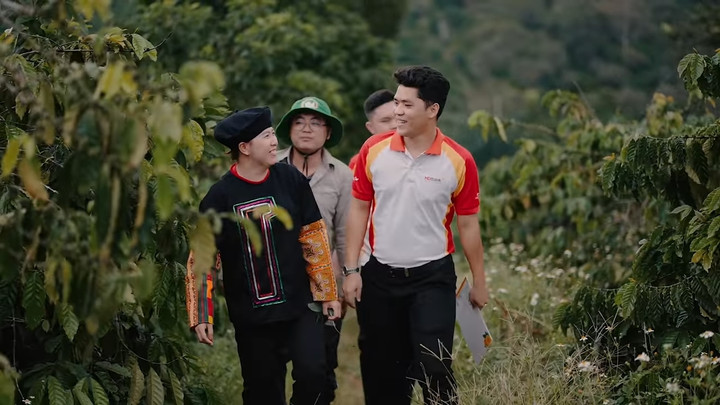 HDBank mang tài chính bền vững đến gần hơn với cộng đồng, góp phần lan tỏa giá trị sống hài hoà, thân thiện.