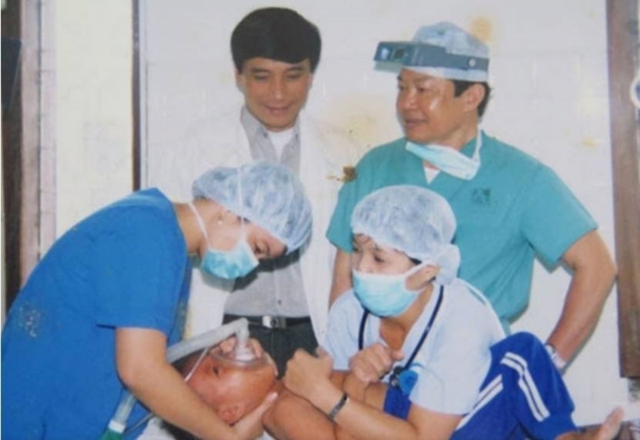 Bác sĩ Trần Thành Trai - người tham gia mổ tách song sinh Việt - Đức qua đời