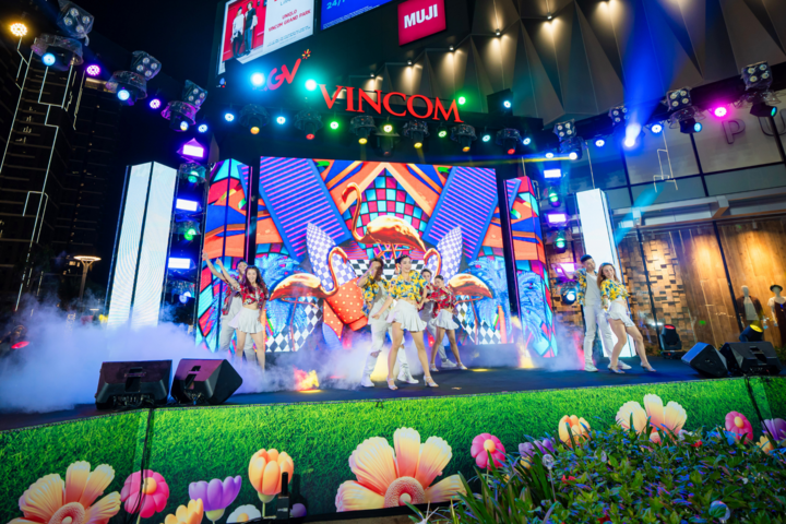 Vincom Summer Fest - đại tiệc văn hóa, ẩm thực và giải trí dành cho các gia đình.