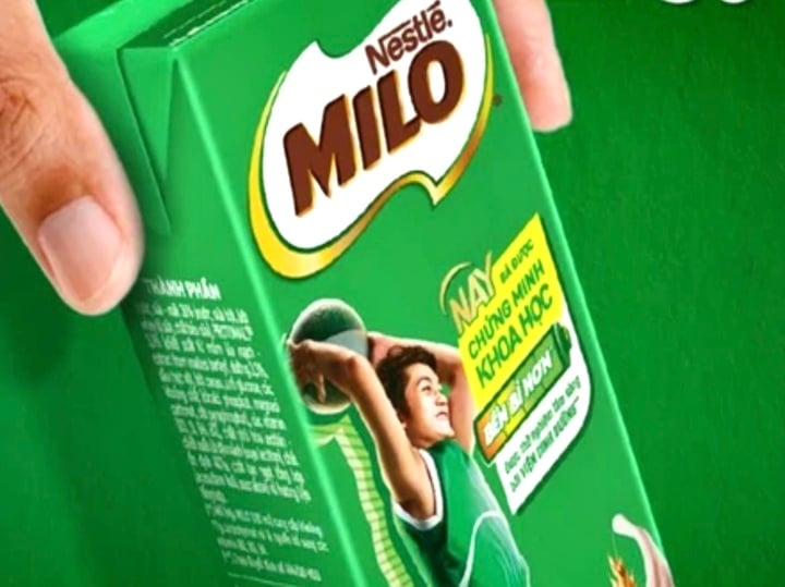 Bao bì sữa lúa mạch Nestlé Milo có dòng chữ "Được thử nghiệm lâm sàng bởi Viện Dinh dưỡng". (Ảnh: fanpage Milo Việt Nam)