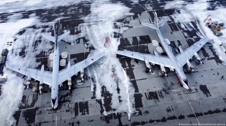 Căn cứ không quân Engels ở khu vực Saratov cách biên giới Ukraine hàng trăm dặm. (Ảnh: Bộ Quốc phòng Nga)