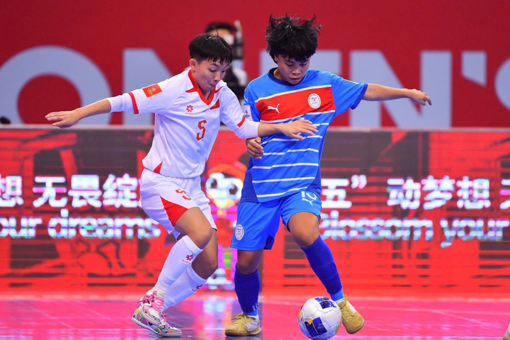 Đội tuyển Việt Nam gặp nhiều khó khăn trong việc tìm bàn thắng trước Philippines.