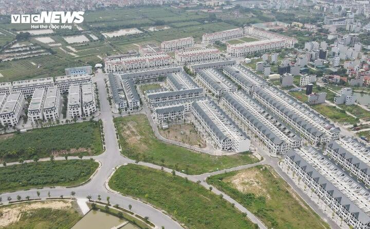 Giá nhà có thể bị đội lên nếu doanh nghiệp bất động sản phải nộp bổ sung tiền sử dụng đất tạm tính. (Ảnh minh họa)